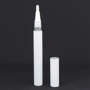 6% Hydrogen Peroxide Teeth Whitening Pen in White casing